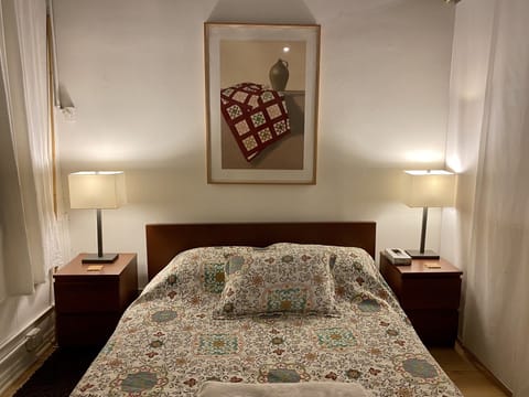 Comfortable queen bed