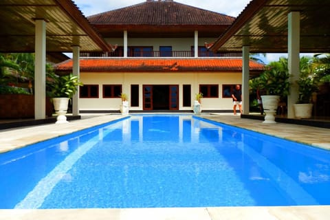 Bali Absolute Beachfront Villa.Singaraja