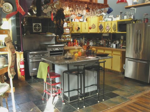 ...but easy and well-stocked for the casual user as well!