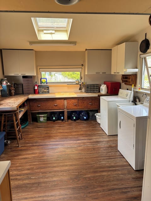 Spacious laundry room