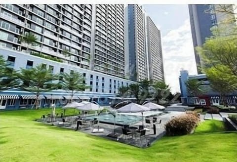 Chapter One Modern Dutch Condo., Bangkok
