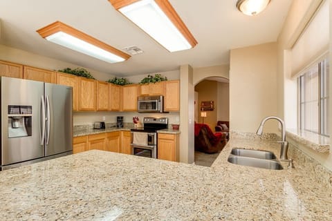 Stainless steel applainces in the Kitchen