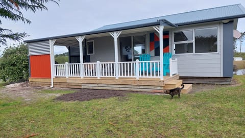 Poppawhiwhi Olives Cottage