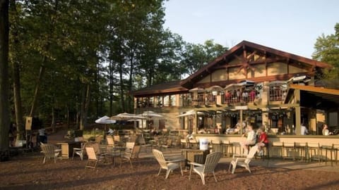Walking distance to Boulder View Tavern.