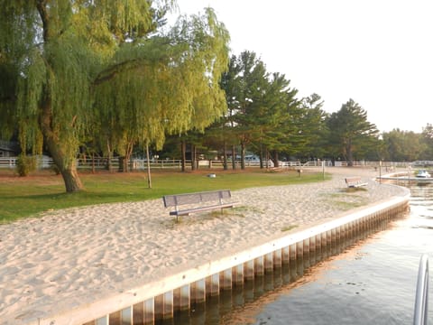 Association Frontage on Silver Lake