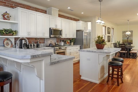 Plenty of counter space 