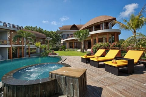 Swimming Pool and garden view