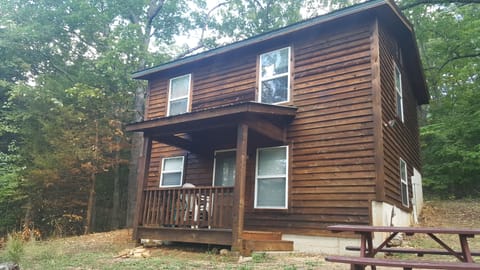 Your cozy cottage in the Ozarks.