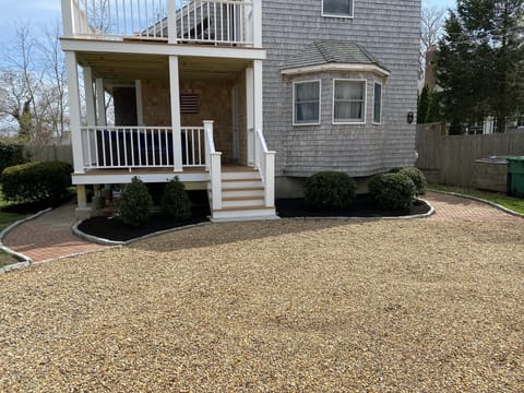 front of house with plenty of parking for 3 cars