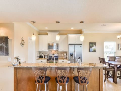 Dining Table Seats Up to 6 & Bar Seats Up to 3