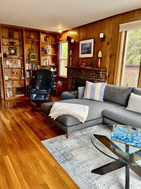 Books, games, Smart TV …