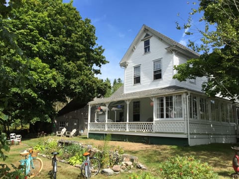 The Sea Glass House: sea breezes, porches and lawns and Victorian details