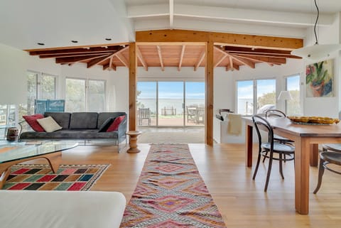 Living room on the sea!
