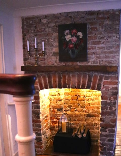 Entry way fireplace