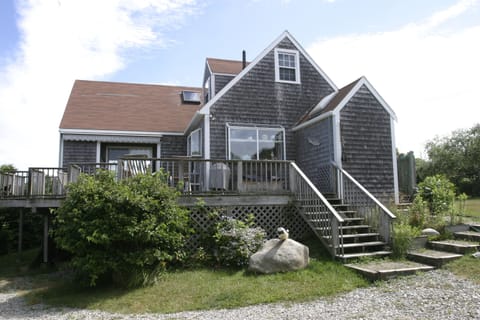 Great secluded location, water views, and 2-minute walk to beach by private path