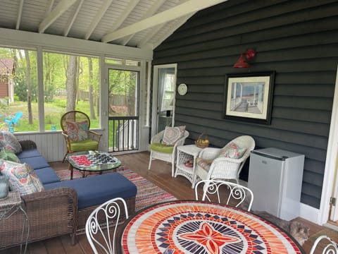 Screened in porch