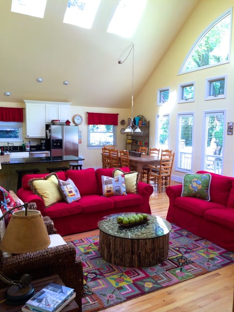 Living room looking into kitchen