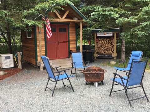 Outdoor Fire Pit Area