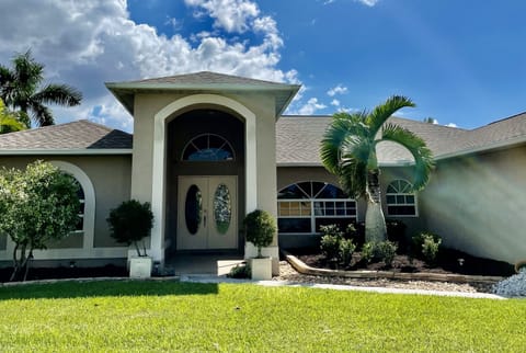 The best location in SW Cape Coral! 