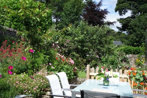 Enclosed southerly garden.