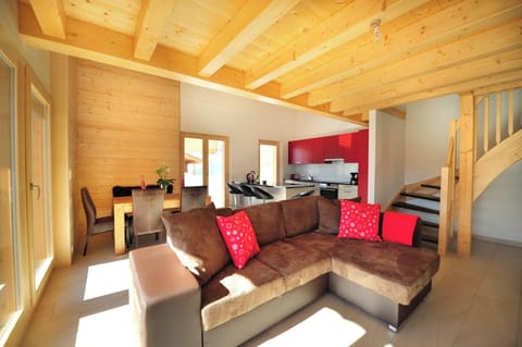 Inside Chalet Ourson Blanc