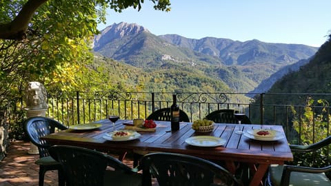 Lunch on the house terrace overlooking the valley.