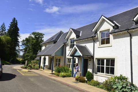 Exterior View Ryder Cup Lodge - Free Parking available right outside the door.