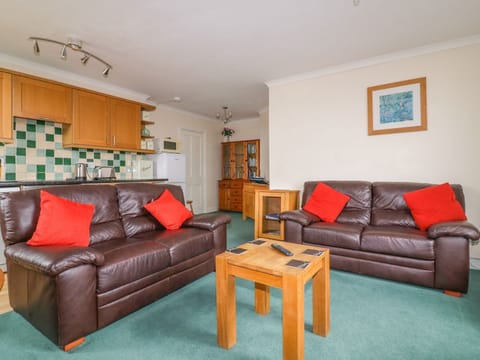 Open Plan Lounge Kitchen Diner