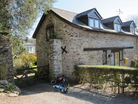 Lodge - private, secure parking