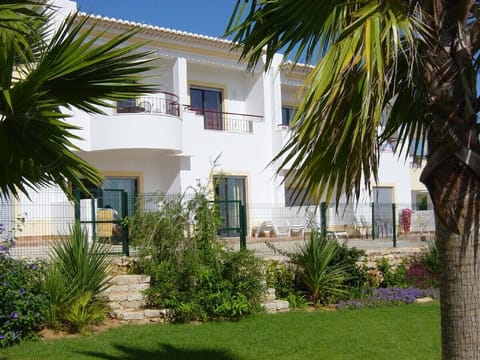 South facing apartment with stunning sea views