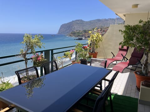 Balcony over the sea (morning)