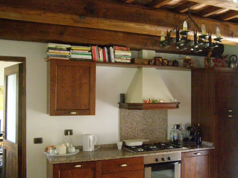 KITCHEN, 5 burner gas hob, electric oven, fridgefreezer. dishwasher, microwave, 