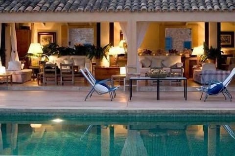 Outdoor porch for living and dining