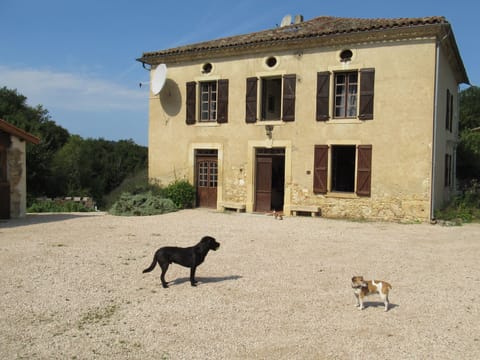 The historic entrance and drive of the Farmhouse