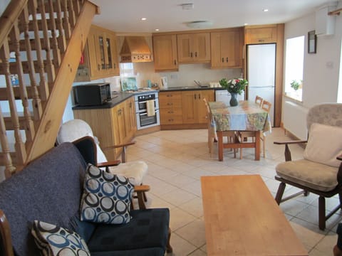Kitchen /Sittingroom open plan