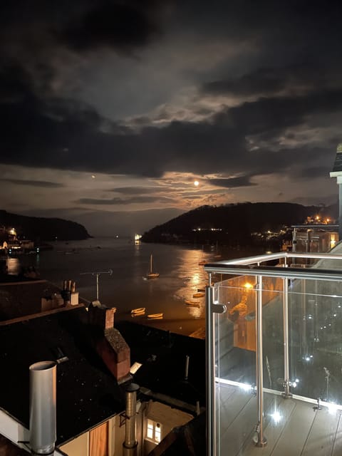 Top Floor Night View From Balconies