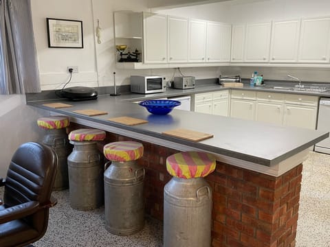 Breakfast bar or a quick coffee!