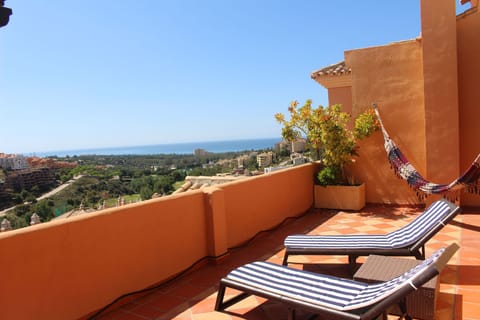 Amazin sea views in a large terrace