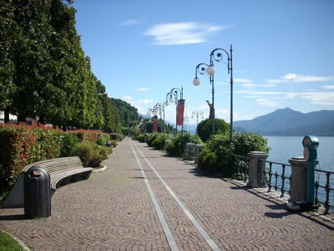 The passeggiata in Intra along Lake Maggiore