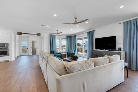 Plenty of seating in the living room