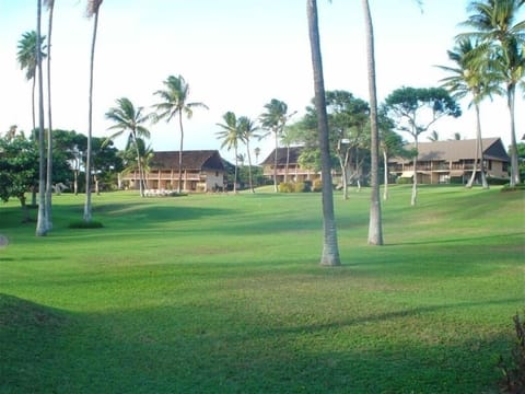 Enjoy the complex common areas