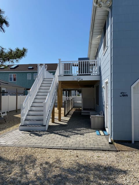 New Treks Deck and Stairs (2024)
