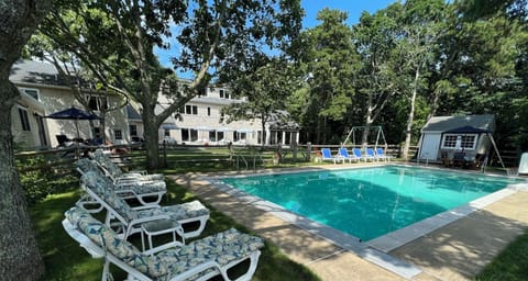 Classic Vineyard architecture, relax in a chaise by the heated pool