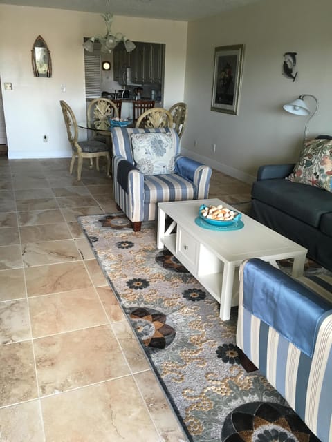 Dinning Area Room and Living Room