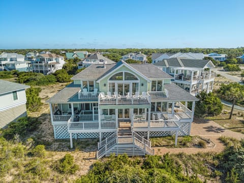 Welcome to 3 Monkeys! Enjoy beautiful views from various decks and porches.