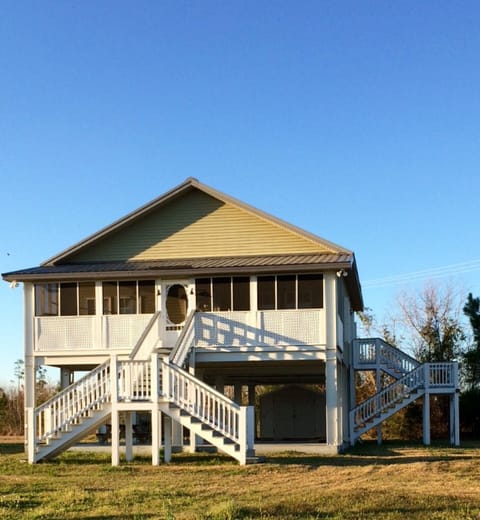 128 Vacation Lane - front of the house