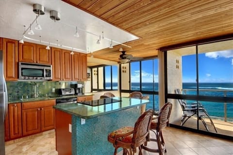 Kitchen & Dining Room