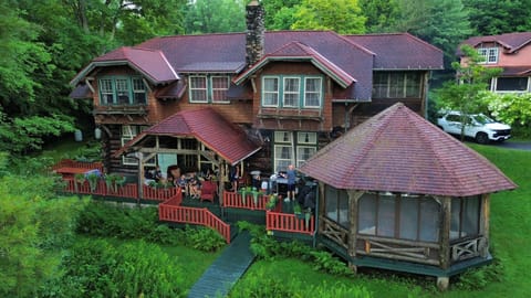Main House (lakeside)