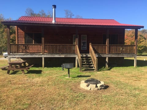 Large back porch with swings and rockers