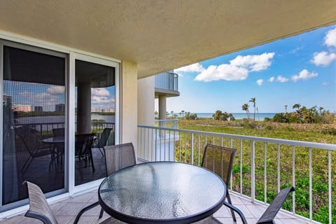 Balcony view towards Gulf